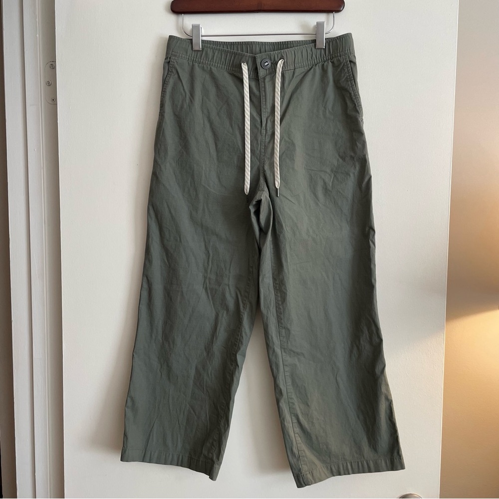 Vuori Rise and Shine Pants Wide Leg Crop Women green medium